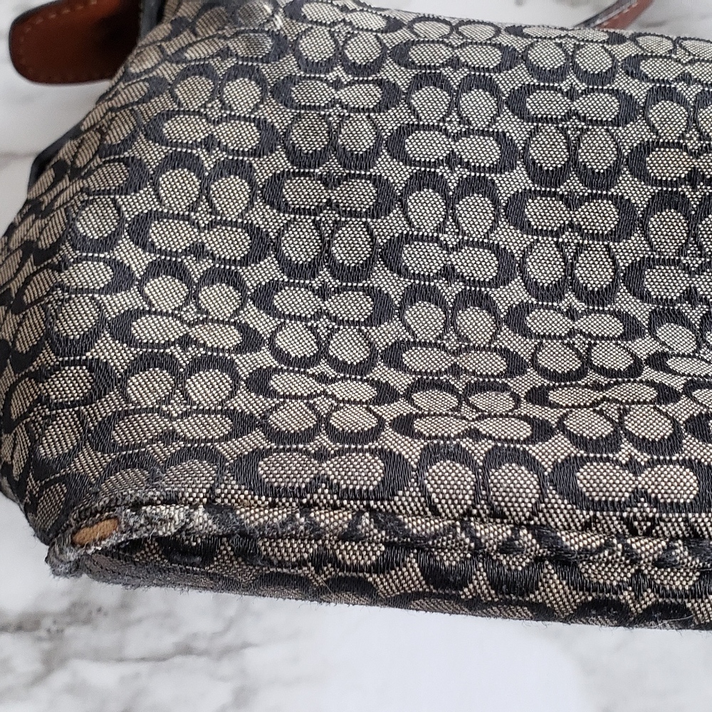 Coach purse mini signature black canvas c print - Picture 6 of 8